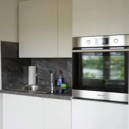 Boho Stil Mit Flussblick Nahe Stadtzentrum Appartamento